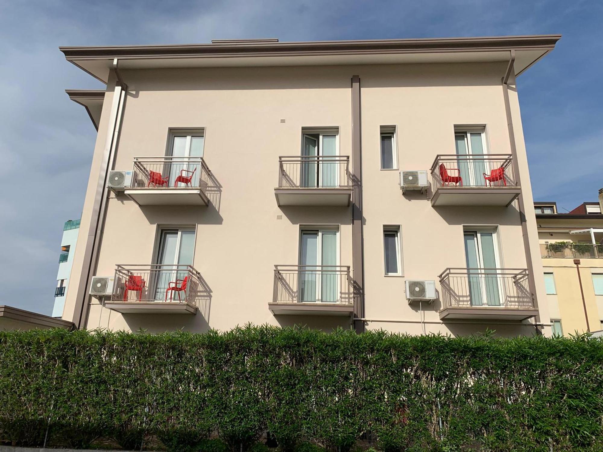 Dainese Apartments, Casa Ester Lido di Jesolo Exteriér fotografie